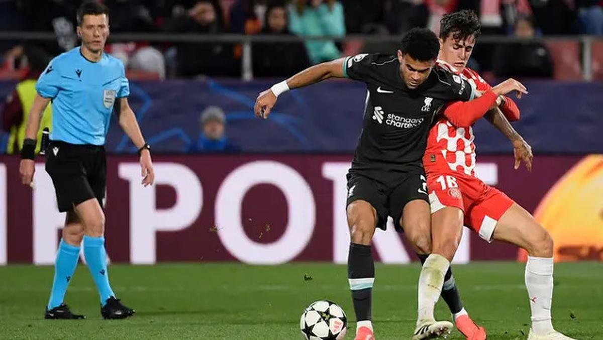 Liga Champions 2024/2025: Gol Penalti Salah Kokohkan Posisi Liverpool di Puncak Klasemen
