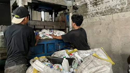 YYADU  Recycling Program