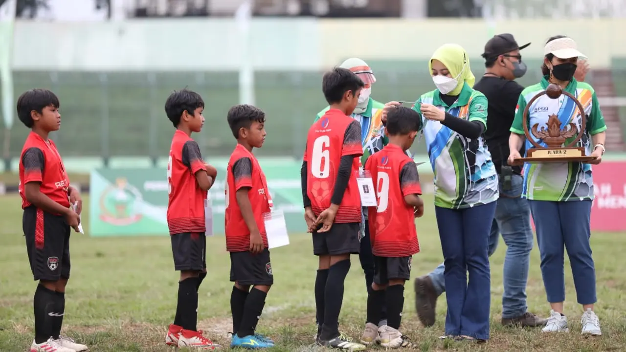Turnamen Sepak Bola U-10 Ditutup, Atalia Ridwan Kamil Berikan Apresiasi