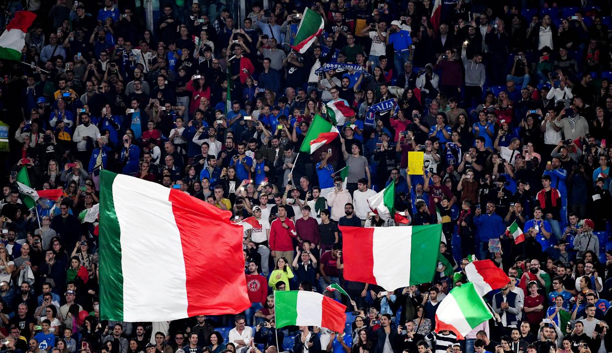 Pemerintah Italia juga telah memberikan izin stadion tersebut boleh dihadiri suporter setidaknya 25 persen dari kapasitas. (AFP/Alberto Pizzoli)