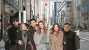Aaliyah Massaid, Aurel Hermansyah, dan Ashanty janjian habiskan akhir tahun di Jepang. Bersama keluarga dan pasangan, ketiganya liburan layaknya triple date. [@aurelie.hermansyah]