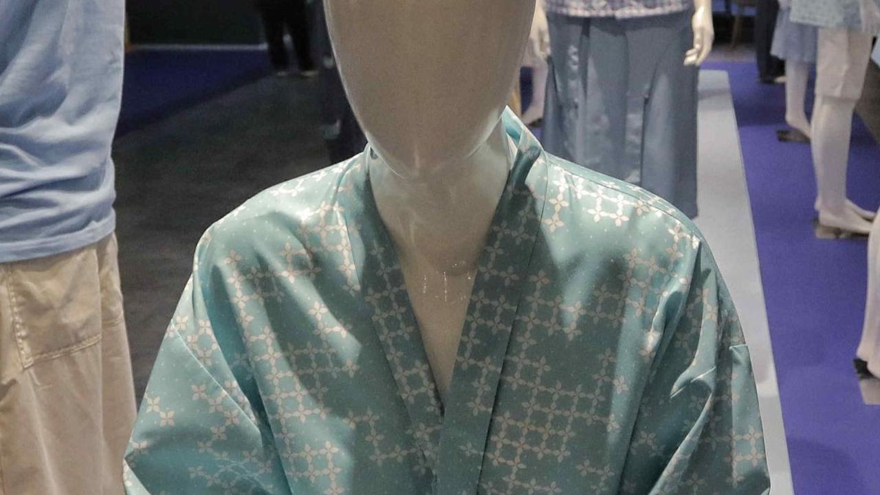 TKN Fanta menyebutkan bahwa berbagai barang yang menjadi official merchandise Prabowo-Gibran ini merupakan karya anak bangsa.
