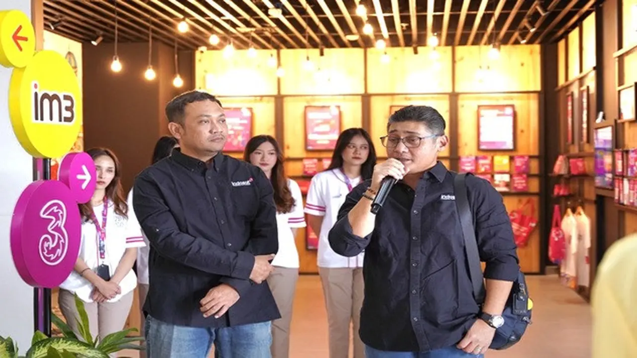 Wisman Antusias Gunakan Indosat di Bali, Pengguna Tembus 10.000 per Bulan