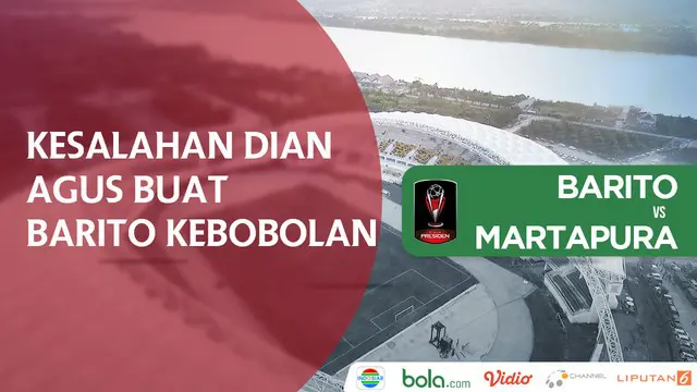 Kiper Barito Putera, Dian Agus Prasetyo melakukan blunder dan menyebabkan timnya kebobolan.