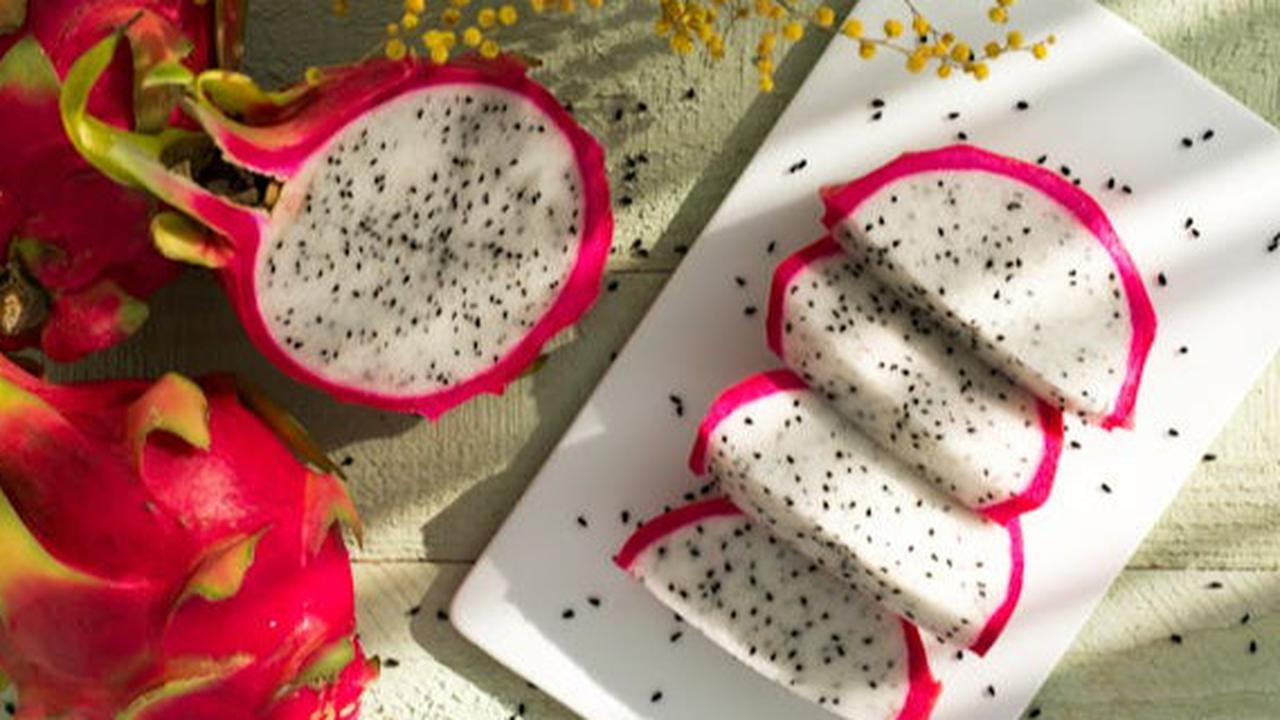 Biji Buah yang Perlu Dihindari Karena Berpotensi Berbahaya