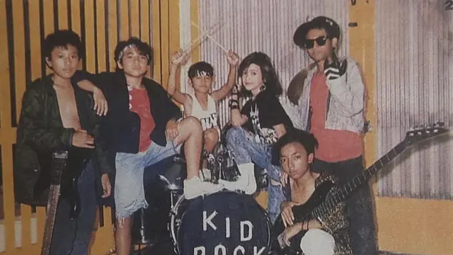 [Fimela] Potret Jadul Nafa Urbach