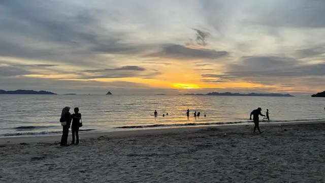 Pantai Pandan