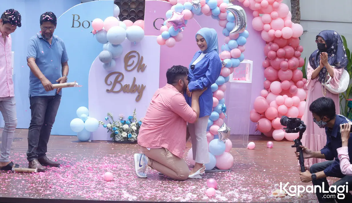 Ammar Zoni dan Irish Bella (KapanLagi.com®/Bayu Herdianto)