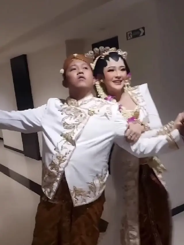 Denny Caknan dan Bell Bonita Menikah