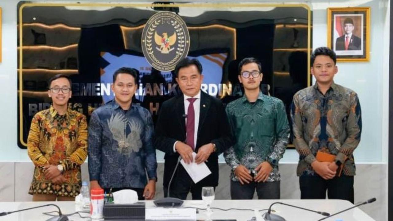 Menko Yusril Ihza Mahendra Akan Sampaikan Tuntutan BEM SI kepada Presiden Prabowo, Pemerintah Terbuka Kritik