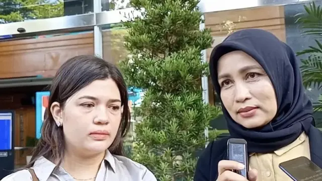 Veronica Jennifer dan kuasa hukumnya