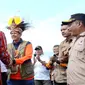 Kepala BNPB Doni Monardo bertemu para tetua adat atau Ondofolo dan masyarakat adat se-Danau Sentani di Bumi Kenambai, Sentani, Jayapura, Selasa (3/9/2019). (Dok Badan Nasional Penanggulangan Bencana/BNPB)
