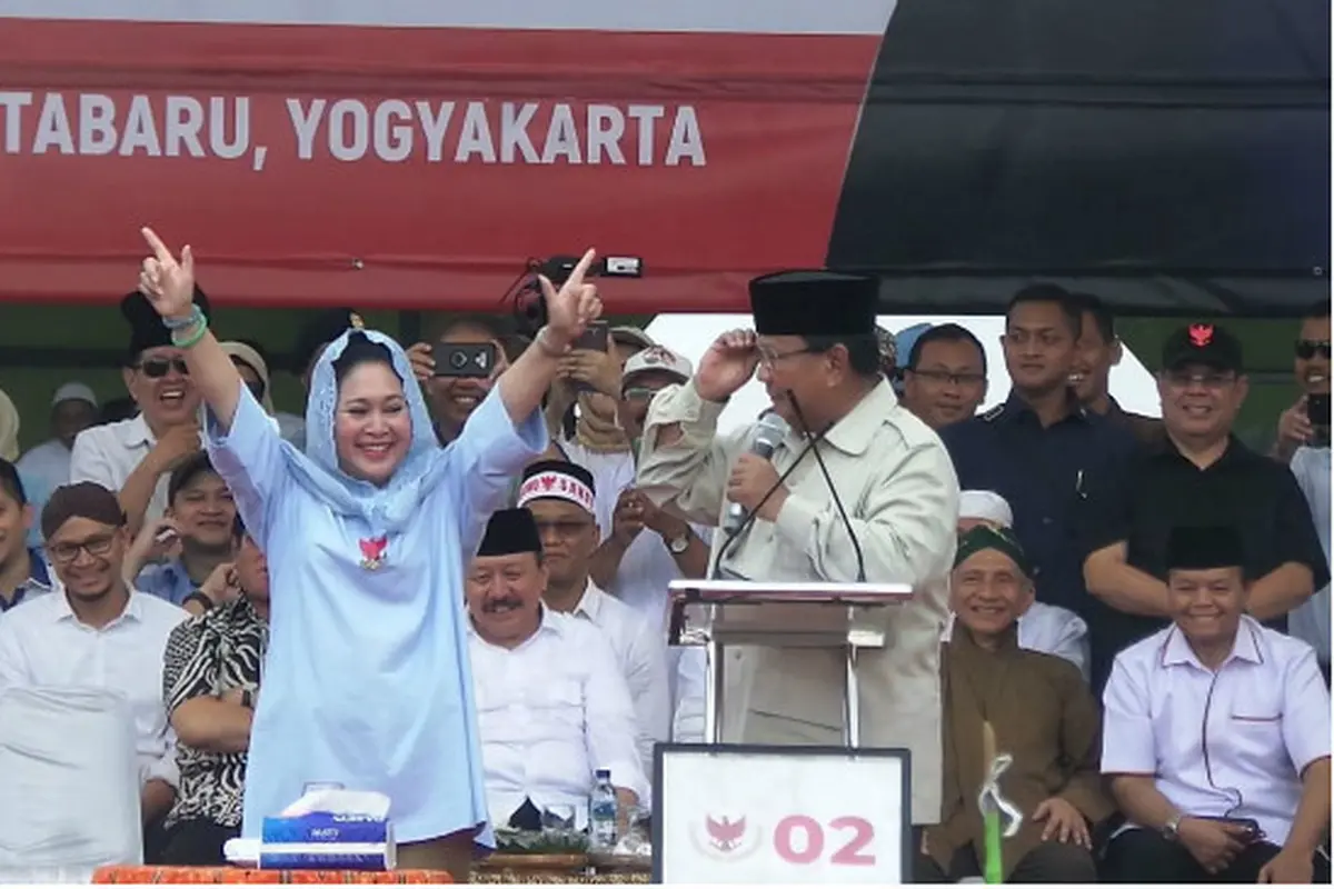 Romantisisme Titiek dan Prabowo dalam Pembukaan Kampanye Akbar di Yogyakarta