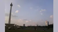 Ngabuburit di Monas, Melihat Rusa Sampai Main Layangan
