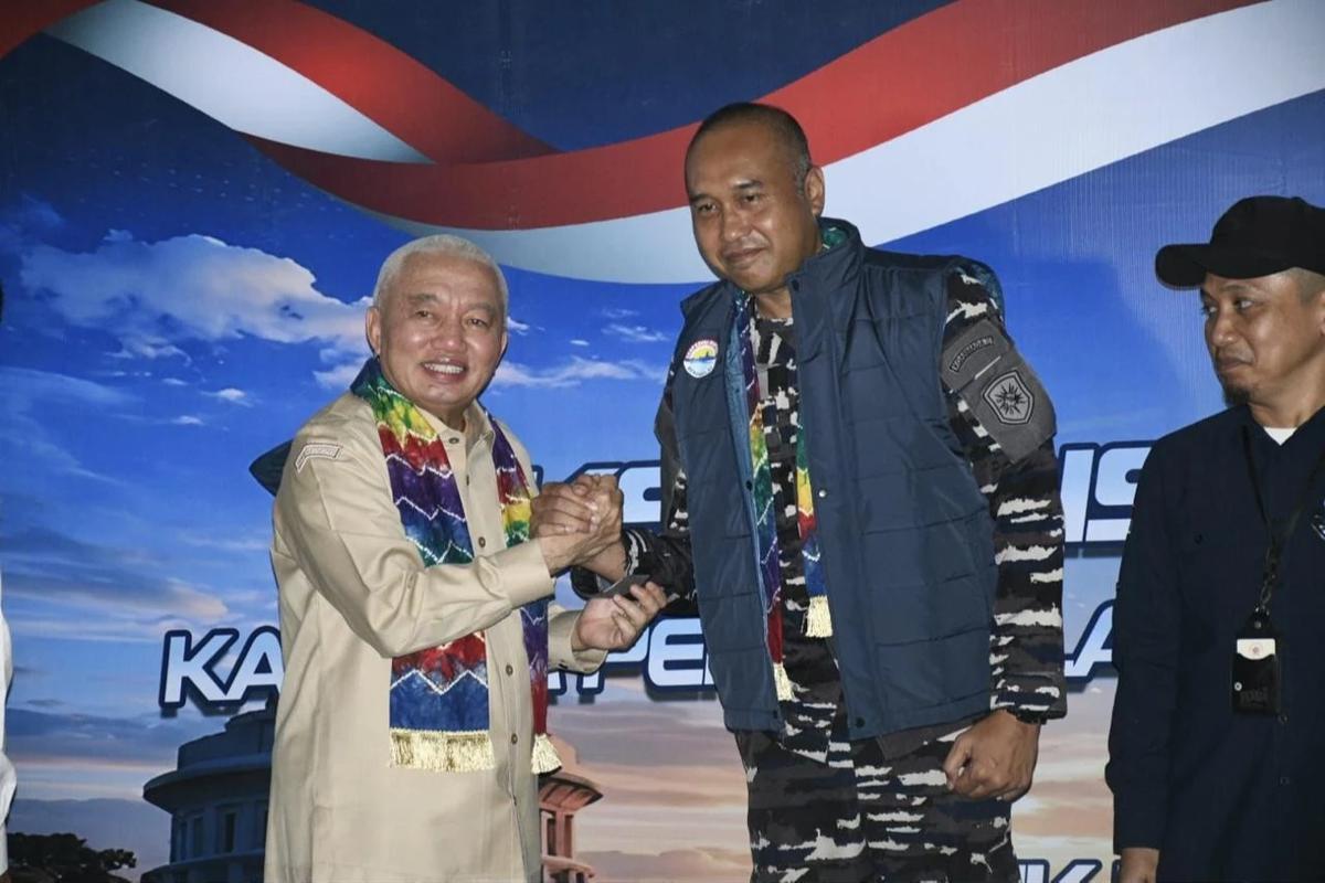 FOTO: TNI AL Dukung Distribusi Rupiah ke Pulau Terpencil Kalimantan Selatan