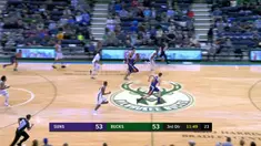 Berita video game recap NBA 2017-2018 antara Milwaukee Bucks melawan Phoenix Suns dengan skor 109-105.
