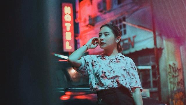 7 Potret Prilly Latuconsina di Yogyakarta, Syuting Series Baru