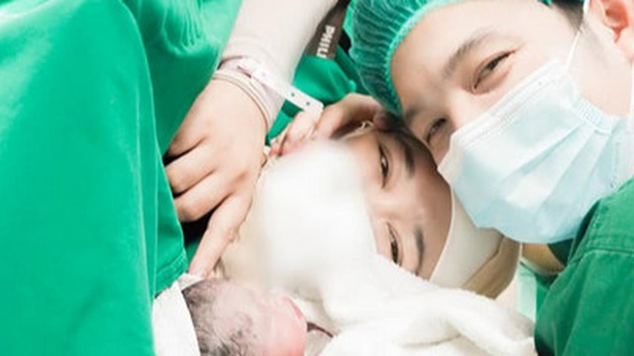 5 Potret Anak Kembar Laki-laki Ustaz Dennis Lim Lahir Prematur, Perjuangan 5 Tahun Lewat Bayi Tabung