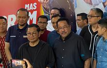 Gelar Rapat Perdana Timses, Pramono: Kita Politik Riang Gembira, Tertawa, Sorak-Sorai