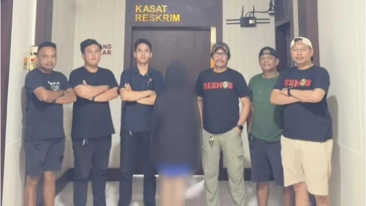 PS (15), remaja perempuan di Kota Kupang, NTT diamankan dari Unit Jatanras Satuan Reserse Kriminal (Satreskrim) Polresta Kupang Kota  (Liputan6.com/Ola Keda)