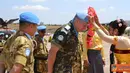 Citizen6, Adshid Al Qusayr: Dansektor Timur UNIFIL Brigjen Julio Herrero Isla melakukan kunjungan ke Markas Satgas Batalyon Mekanis TNI Konga XXIII-F/UNIFIL (Indobatt), UN Posn 7-1, Adshid Al Qusayr, Lebanon Selatan, Jumat (25/5). (Pengirim: Badarudin Bak