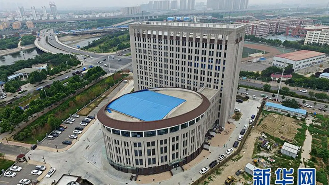[Bintang] Kocak! Dari Udara, Gedung di China Ini Mirip Toilet Raksasa!