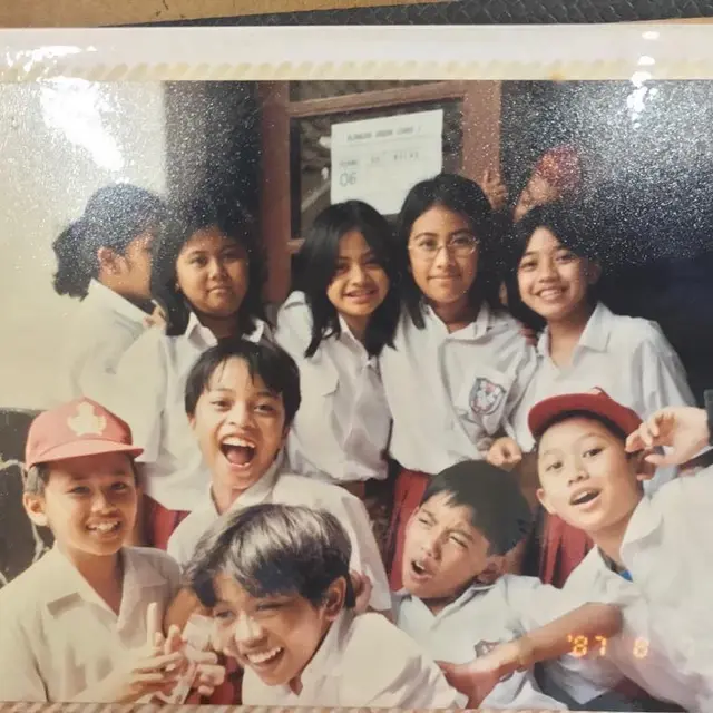 Potret Lawas 6 Artis Bareng Teman SD, Parasnya Bikin Pangling