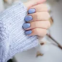 Blueberry Milk Nails Jadi Tren, Inspirasi Kuku Biru Pastel yang Manis dan Minimalis