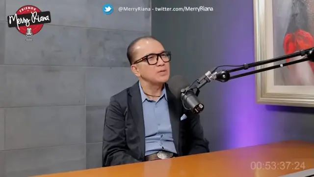 Tantowi Yahya dalam podcast Merry Riana. (YouTube/ Merry Riana)