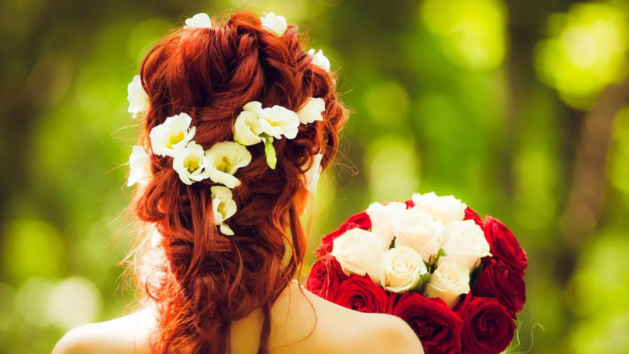 Ilustrasi Floral Accents