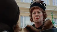 Actress Polly Holliday, Best Known for 'Alice' Series, Dies at 88