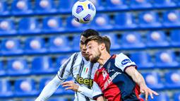 Daniele Rugani. Pemain berposisi bek tengah ini mendapatkan saingan dari 4 pemain lain di posisi tang sama. Akhirnya ia dipinjamkan ke Rennes pada 3 Oktober 2020, lalu dipinjamkan kembali ke Cagliari mulai 1 Februari 2021 hingga akhir musim. (AFP/Alberto Pizzoli)