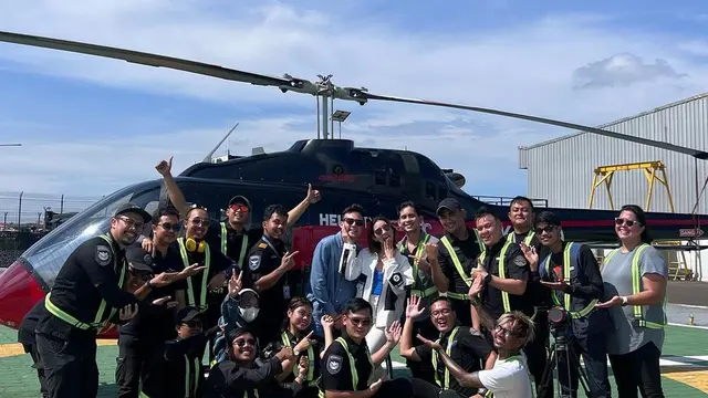 Laura Theux dilamar kekasih (Instagram/laura_theux)