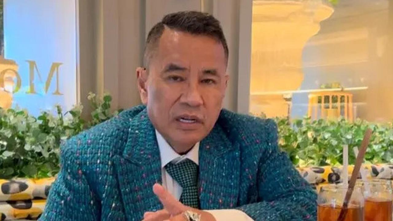 Hotman Paris Diduga Keracunan Makanan di Singapura Usai Makan Ikan Panggang, Sempat Demam Tinggi