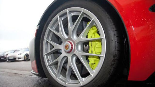 Porsche 918 Spyder Magnesium Wheels
