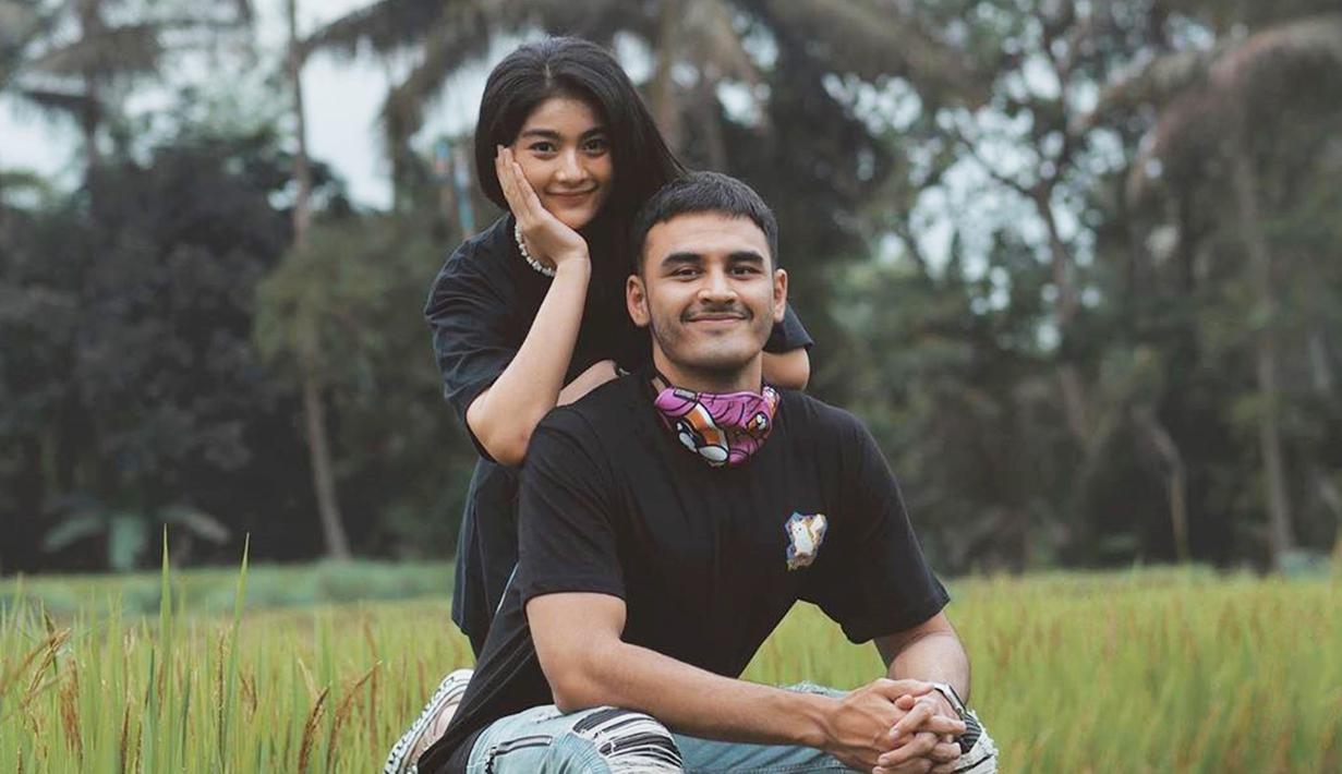 Foto Gaya Liburan Artis Ftv Debi Sagita Dan Kekasih Di Pematang Sawah Hot Liputan6 Com Ask anything you want to learn about debi sagita by getting answers on askfm. gaya liburan artis ftv debi sagita