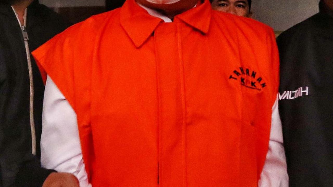 Sementara, hingga saat ini sudah ada 17 orang yang ditetapkan sebagai tersangka dalam kasus yang melibatkan Hasbi Hasan.