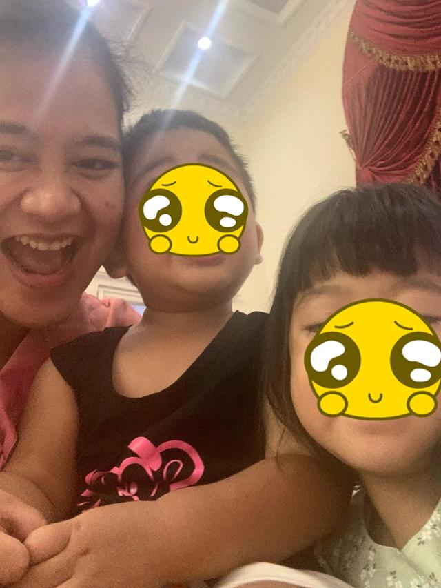 Tengah Hamil Anak Ketiga, Ini 6 Potret Kahiyang Ayu Momong Dua Buah Hatinya