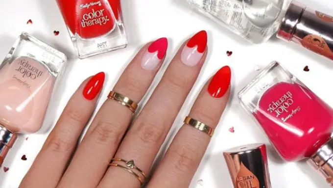 Kuku Super Cantik Jelang Lebaran dengan Nail Art Bentuk Hati