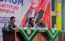 Hakim Konstitusi Kupas Tuntas Peran Mahkamah Konstitusi sebagai Penjaga Konstitusi di UMP