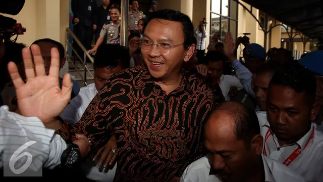 20161107- Ekspresi Ahok Usai Diperiksa Bareskrim-Jakarta- Johan Tallo