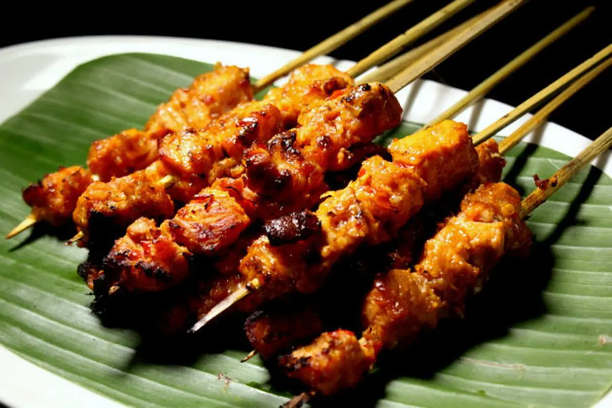 Meresapi Cita Rasa Manado Lewat 11 Makanan Khas