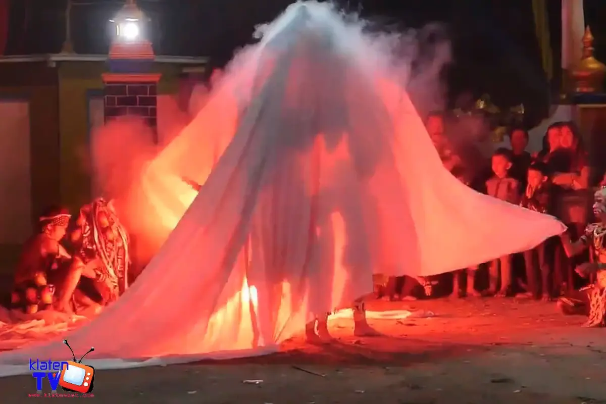 Seperti Ini Ritual Memanggil Hujan. sumberfoto: klaten tv
