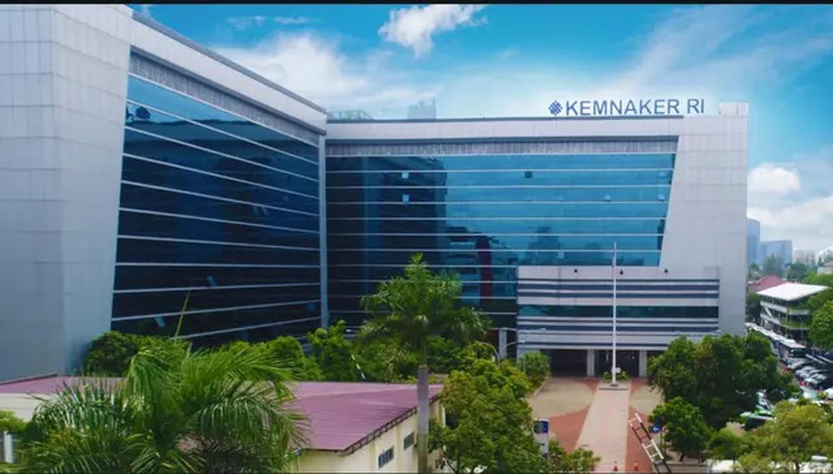 Korban PHK Tembus 43 Ribu Orang, Terbanyak dari Sektor Ini