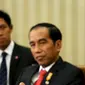 Presiden AS Barack Obama memberi keterangan usai bertemu Presiden RI Jokowi di Gedung Putih, Washington, Senin (26/10). Jokowi memotong masa lawatannya ke Amerika Serikat karena semakin memburuknya bencana asap di Indonesia. (REUTERS/Jonathan Ernst)