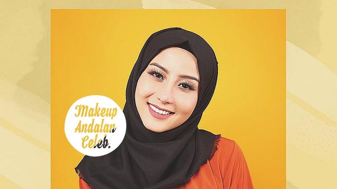 Makeup Andalan Seleb: Cantik Berhijab, Awkarin dengan ...