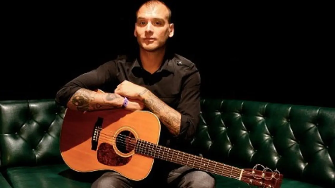 Matt Skiba: Tak Ada Masalah Antara Saya dengan Tom DeLonge