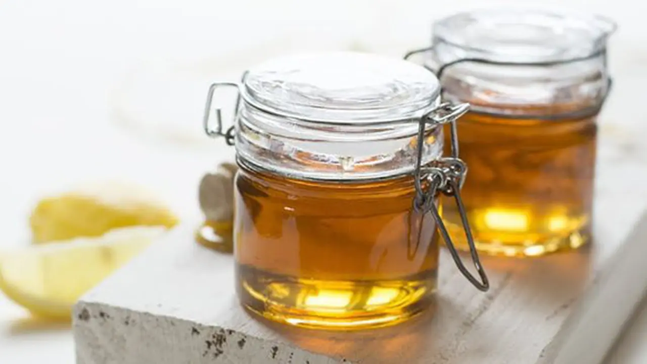 Air madu hangat di pagi hari/copyright Pexels.com