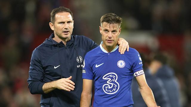 Foto: Kejadian Unik di Laga MU Vs Chelsea, Enzo Nawar Sepatu Martial Hingga Bruno Dipantau Lord Harry