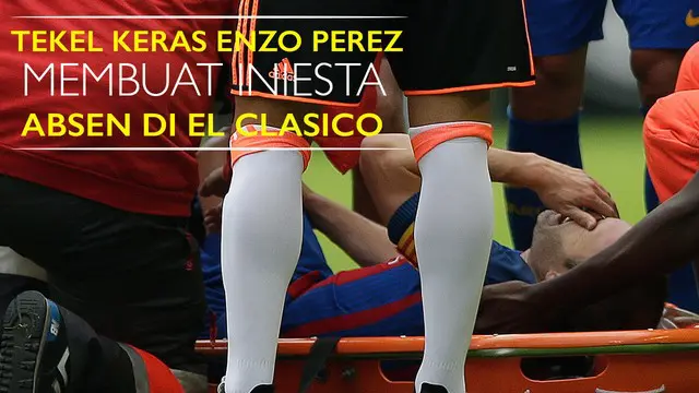 Video tekel keras Enzo Perez pada Andres Iniesta di laga Valencia vs Barcelona. Cedera tersebut membuat Iniesta terancam absen bermain di El Clasico.